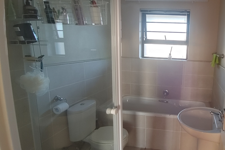 2 Bedroom Property for Sale in Burgundy Estate Western Cape